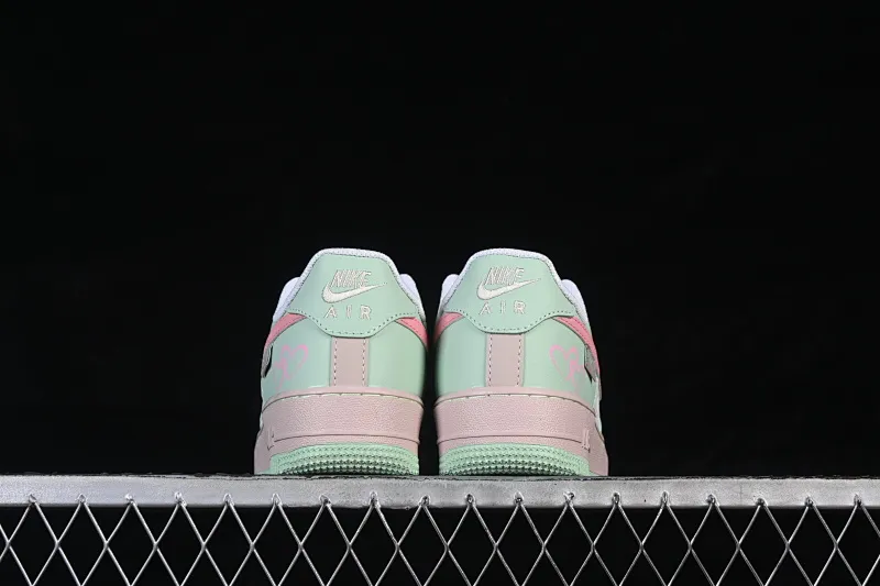 All categories Nk Air Force 1 Air Force series Nk Air Force 1 Low Air Force low top Nike Air Force 1'07 Low "Mint & Pink Sweetheart" Hand-painted graffiti Green and pink sweetheart Air Force 1 low-top casual sneakers DB3301-909